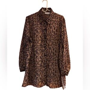 VTG CHEETAH PRINT SEE THROUGH LONG SLEEVES BUTTON DOWN  SHIRT SIZE 1X